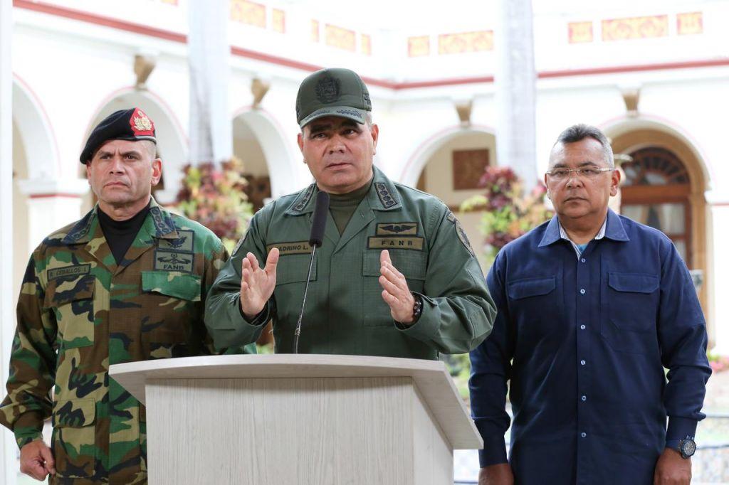 Βενεζουέλα : Εμπλέκει τον Μπολσονάρου σε φονική επίθεση κατά στρατοπέδου