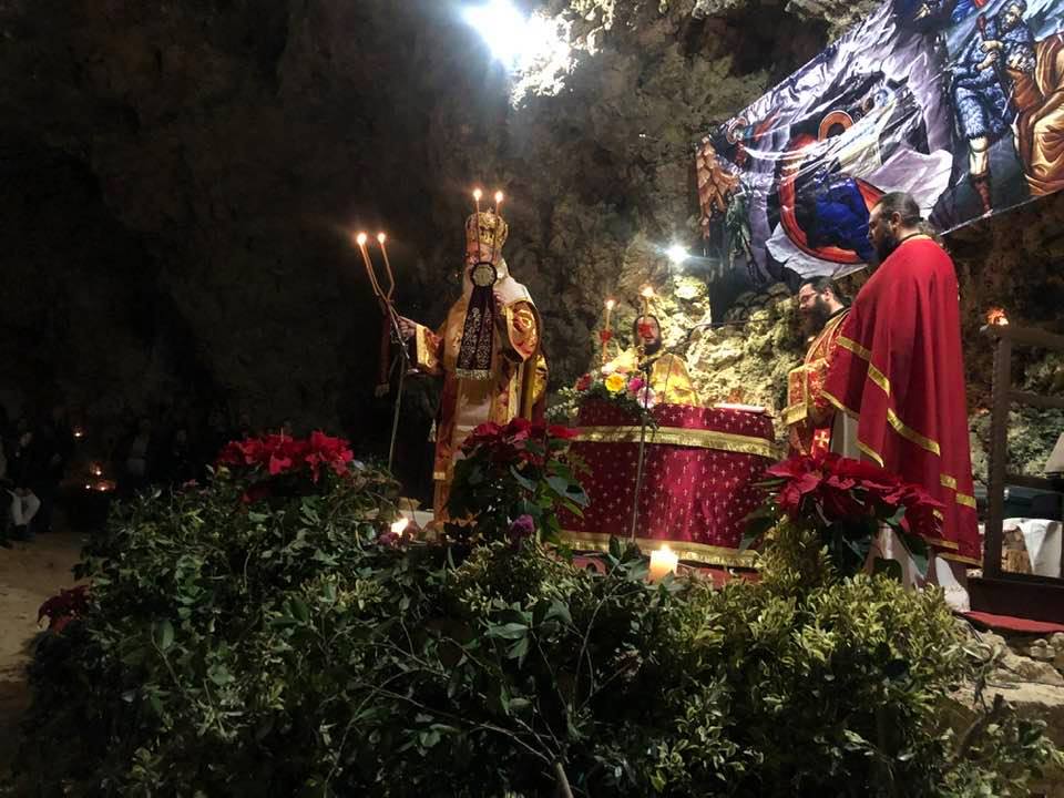 Χανιά : Η αναπαράσταση της γέννησης του Θεανθρώπου στο σπήλαιο του Αγίου Ιωάννη του Ερημίτη