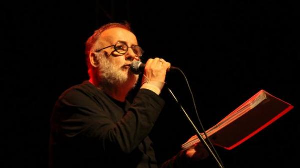 Θάνος Μικρούτσικος : Ο κορυφαίος Έλληνας συνθέτης