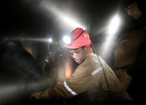 Νότια Αφρική : Αγνοείται η τύχη τεσσάρων εργαζομένων σε ορυχείο έπειτα από σεισμική δόνηση