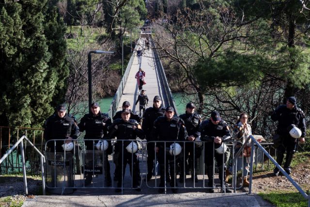 Μαυροβούνιο : Επεισόδια στο κοινοβούλιο – 18 συλλήψεις βουλευτών