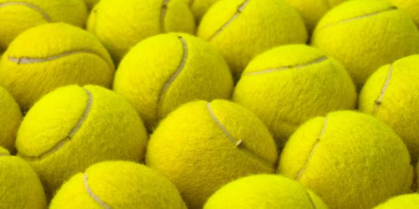 Το γνωρίζατε; Γιατί πρέπει να έχετε ένα μπαλάκι του τένις όταν ταξιδεύετε;