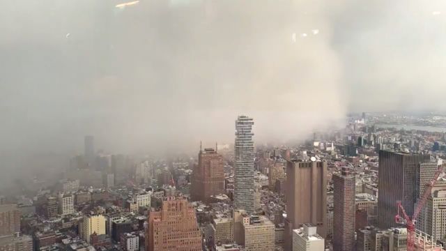 Νέα Υόρκη : Χιονοθύελλα «κατάπιε» μέσα σε λίγα λεπτά τη μεγαλούπολη
