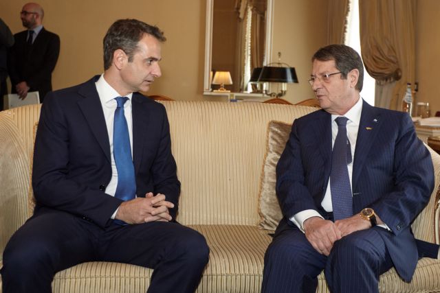 Τηλεφωνική επικοινωνία Μητσοτάκη με Αναστασιάδη – Τι συζήτησαν