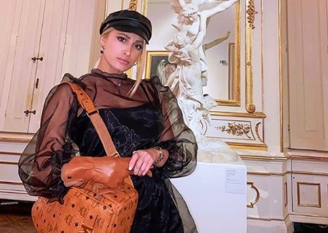 Ιωάννα Τούνη: Χόρεψε ζεϊμπέκικο και κατάφερε πάλι να μας τρελάνει