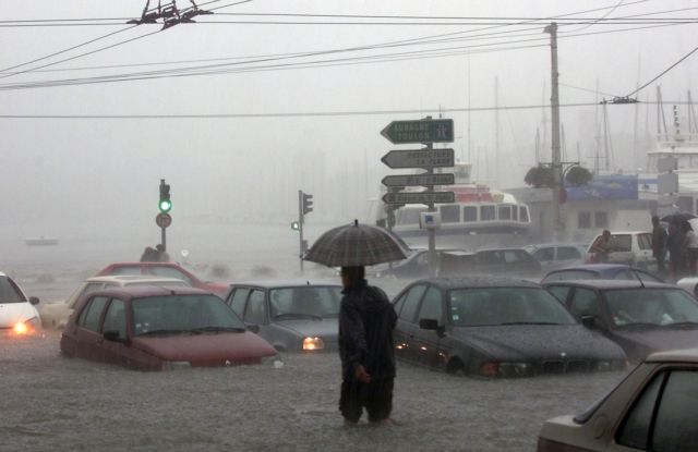 Εως το τέλος του αιώνα 50 εκατ. άνθρωποι θα εκτοπίζονται ετησίως λόγω της υπερχείλισης ποταμών