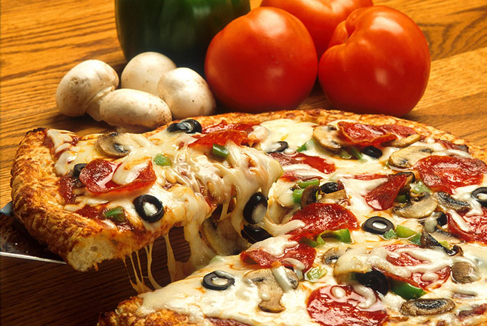 Πίτσα : Δέκα πράγματα που πρέπει να ξέρεις για το αγαπημένο σου fast food