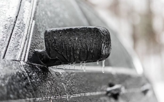 Παγωμένη βροχή : Τι είναι το πολύ σπάνιο φαινόμενο που εμφανίστηκε στη Βόρεια Ελλάδα