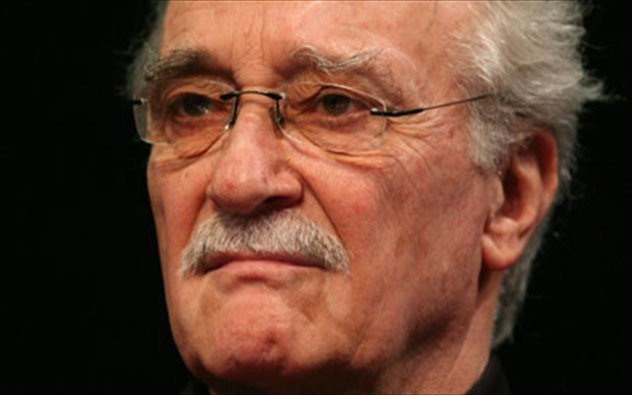 Ξεσπά ο Θανάσης Παπαγεωργίου για την αστυνομική βαρβαρότητα εις βάρος της οικογένειας Ινδαρέ