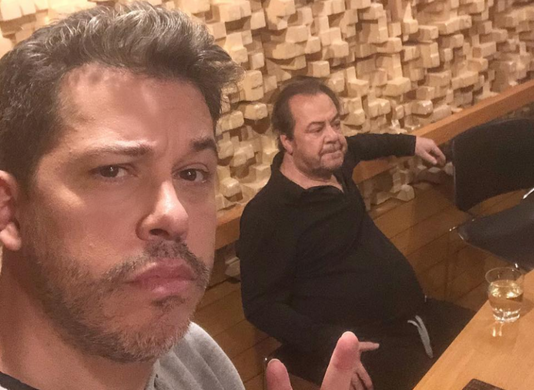 Χάρης Βαρθακούρης : Εσύ είσαι ο Πάριος, δεν θες τον σουξεδιάρη Φοίβο