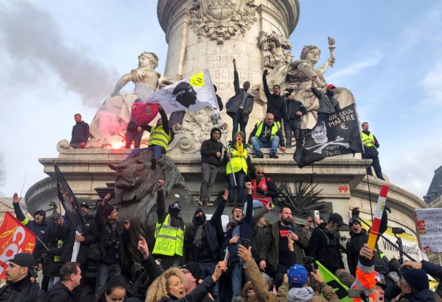 Γαλλία : Το τέλος του «ευρωπαϊκού κοινωνικού μοντέλου» γεννά κοινωνικές εκρήξεις