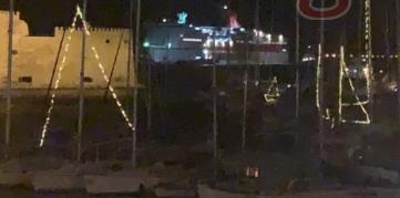 Ηράκλειο: Ταλαιπωρία για 270 επιβάτες του Φαιστός Παλλάς – Έσπασαν οι κάβοι του πλοίου