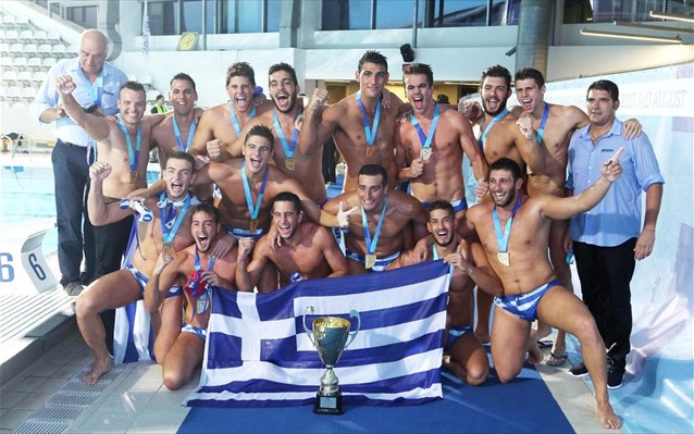 Στ’ αλήθεια, μας κακομαθαίνετε κύριοι πρέσβεις!