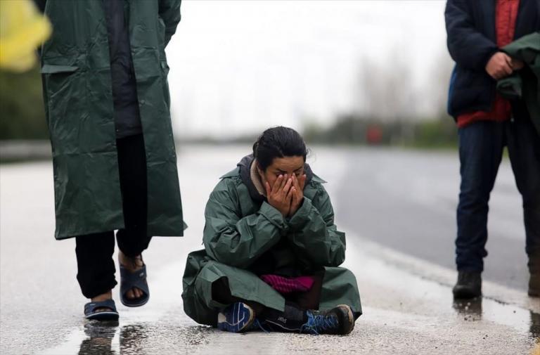 Αυτοκτόνησαν δύο πρόσφυγες; Ε και τι έγινε;…