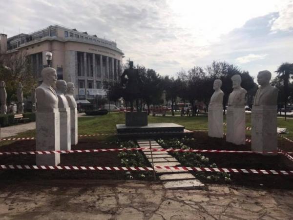 Θεσσαλονίκη : Επανατοποθέτηση των προτομών έξι Μακεδονομάχων που είχαν αφαιρεθεί από την ομώνυμη πλατεία