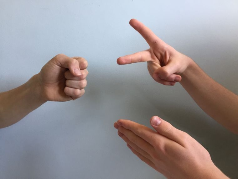 «Πέτρα, ψαλίδι, χαρτί» :  Πώς θα νικήσετε