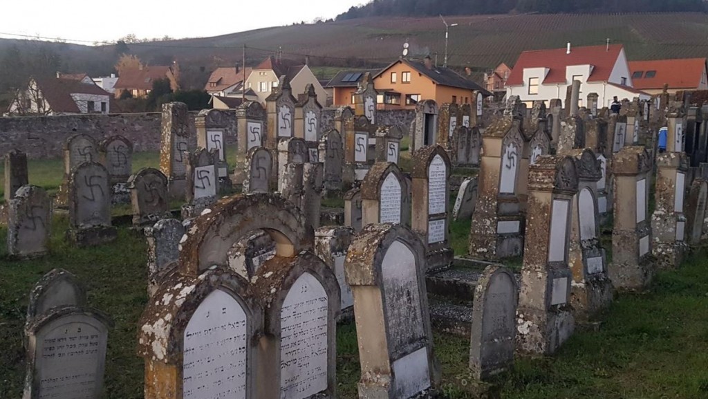 Νέο κρούσμα αντισημιτισμού στην Ευρώπη - Βεβήλωσαν εβραϊκό νεκροταφείο στη Γαλλία