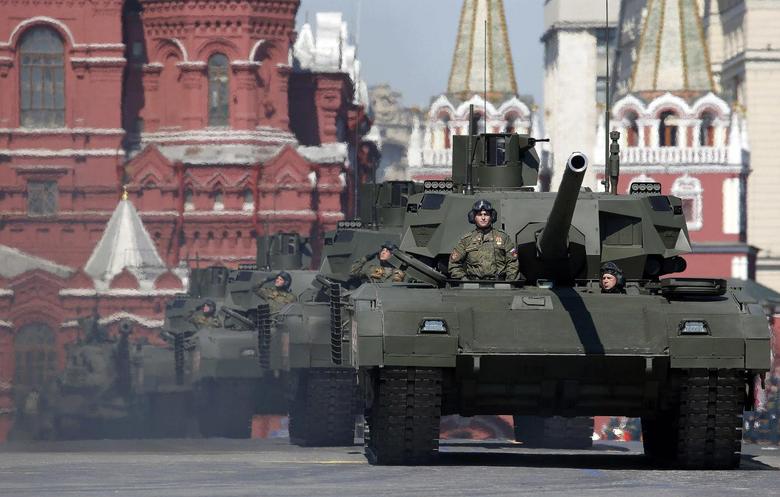 Ρωσία : Ολοκληρώθηκαν τα προκαταρκτικά τεστ για το άρμα Τ-14 και το τεθωρακισμένο όχημα Τ-15
