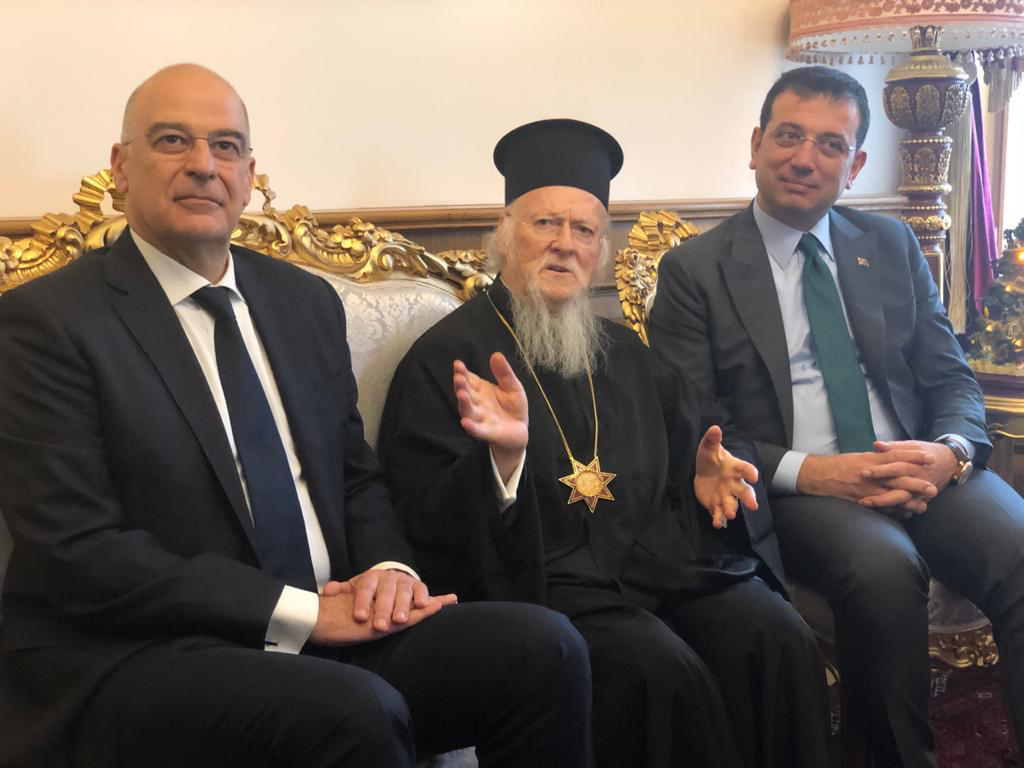 Στο Φανάρι ο Δένδιας - Συναντήθηκε με Πατριάρχη και Ιμάμογλου