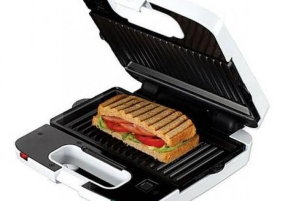 Το μυστικό της τοστιέρας : Πώς να τη διατηρήσετε καθαρή