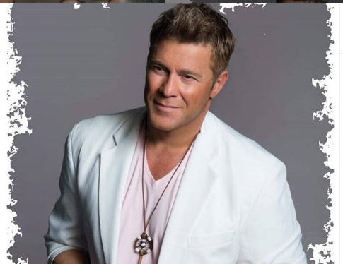 Χρήστος Χολίδης: Γιατί ακυρώθηκε η συνεργασία του με την Άντζελα Δημητρίου;