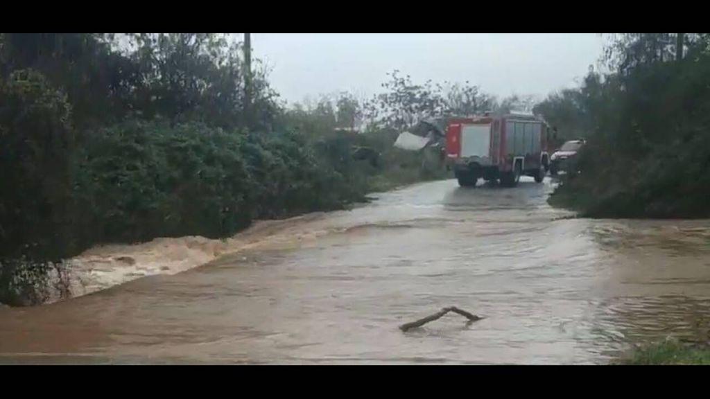 Βέροια : Σώος και αβλαβής ο οδηγός που παρασύρθηκε από χείμαρρο