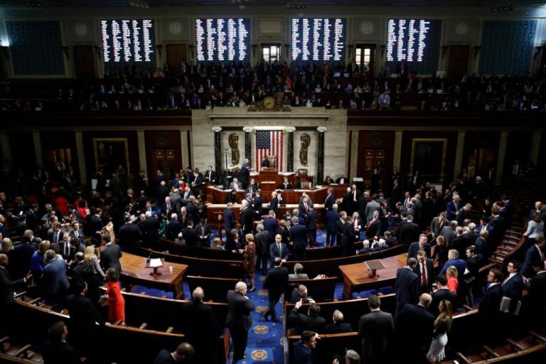 Τραμπ : Η ιστορική ψηφοφορία για την παραπομπή του