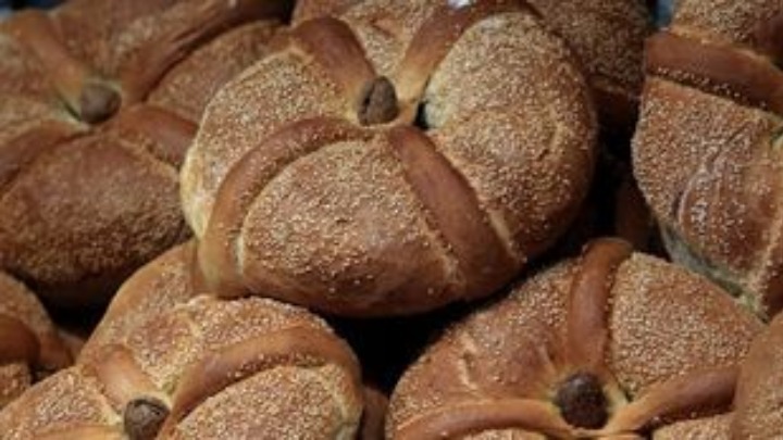 Χαλκιδική: Με Χριστόψωμο… 400 κιλών θα γιορτάσει απόψε η Αρναία