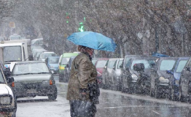 Καιρός : Τσουχτερό κρύο και τη Δευτέρα – Καλλιάνος: Χιονιάς 30 ωρών από Τρίτη | in.gr