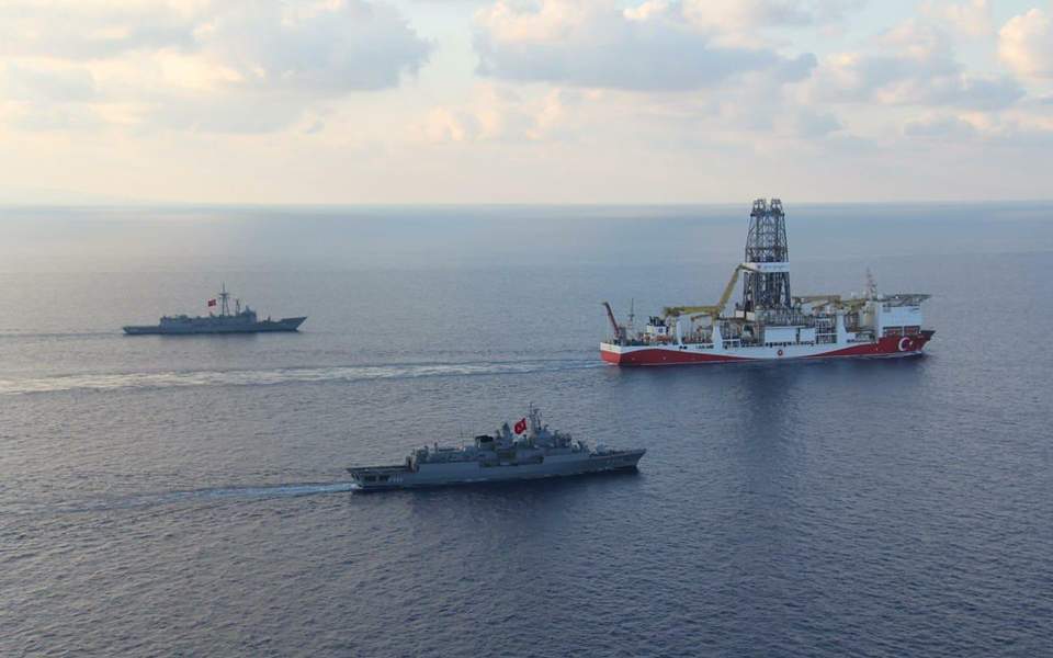 Εκτός ελέγχου η Αγκυρα: Τουρκικό πολεμικό πλοίο εκδίωξε ισραηλινό ερευνητικό από την κυπριακή ΑΟΖ
