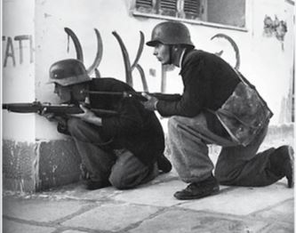 Παρουσίαση του βιβλίου «Παράταιρη επανάσταση» από τις εκδόσεις Τόπος