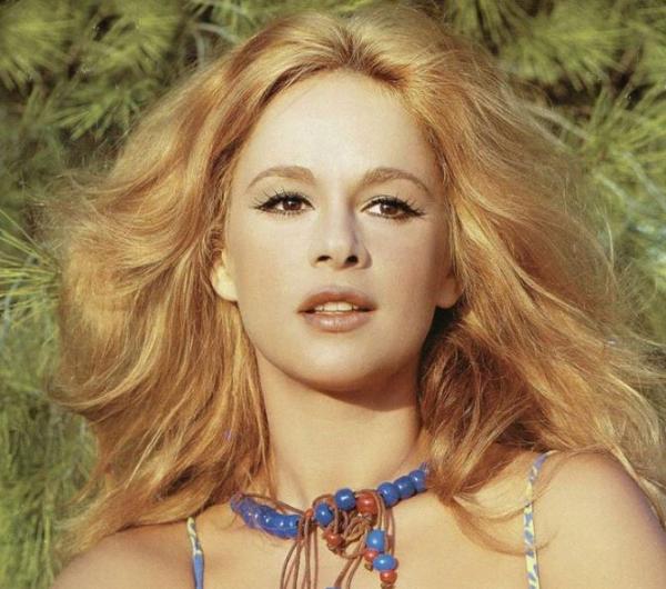 Αλίκη Βουγιουκλάκη : Η σπάνια φωτογραφία λίγο πριν το τέλος