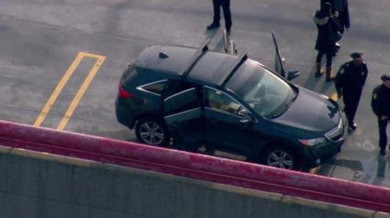 Τραγωδία στη Βοστόνη: Γυναίκα με δύο παιδιά πήδηξε στο κενό