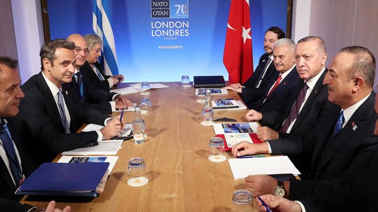 Editorial Ta Nea: Phases