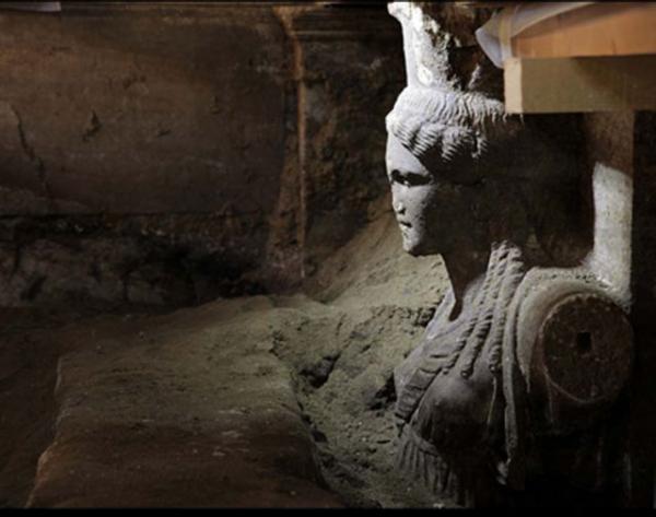 Μενδώνη για Αμφίπολη : Αφελής η άποψη ότι είναι ο τάφος του Μ. Αλεξάνδρου