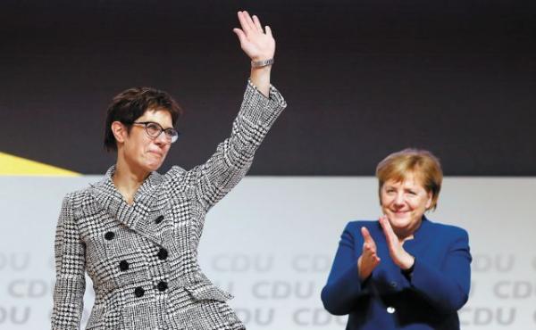 Στο πλευρό της Ελλάδας και της Κύπρου η Υπουργός Άμυνας της Γερμανίας