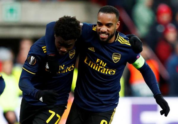 Πρώτη… από το πουθενά η Άρσεναλ, τεράστια νίκη του ΑΠΟΕΛ