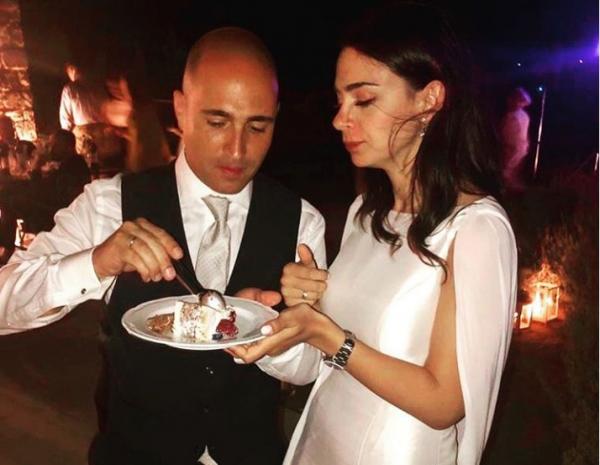 Ελένη Καρβελά – Κωνσταντίνος Μπογδάνος: Ο γάμος, η πολιτική και οι δουλειές του σπιτιού