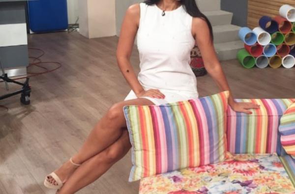 Διάσημη ελληνίδα παρουσιάστρια δημοσίευσε την πιο τρυφερή φωτογραφία με τα παιδιά της