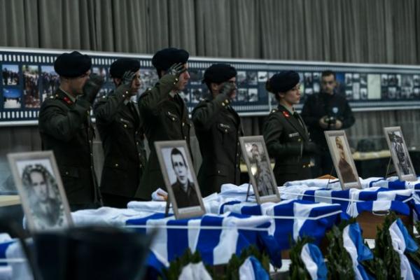 Στην Ελλάδα μετά από 41 χρόνια τα λείψανα έξι Ελλήνων αγωνιστών της Κύπρου