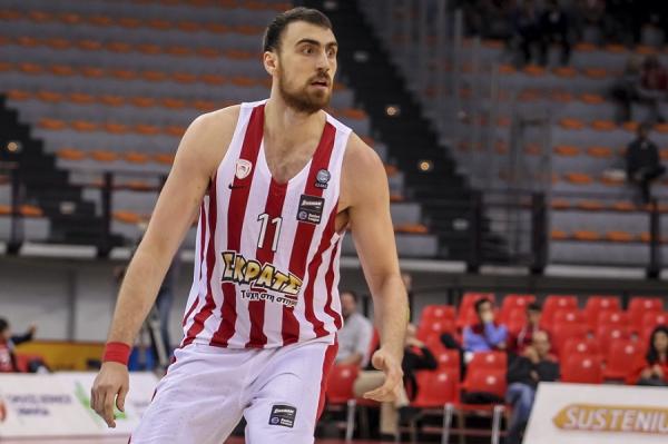 Ολυμπιακός: Τραυματίας ο Μιλουτίνοφ χάνει τη Βαρκελώνη