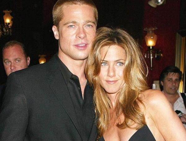 Μπραντ Πιτ και Τζένιφερ Ανιστον μαζί για τα Χριστούγεννα