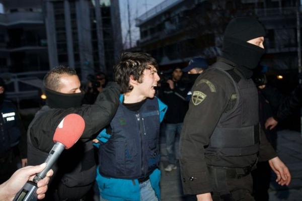 Ο Νίκος Ρωμανός απαντά σε δημοσίευμα: Fake news ότι παρακολούθησα τον Δένδια