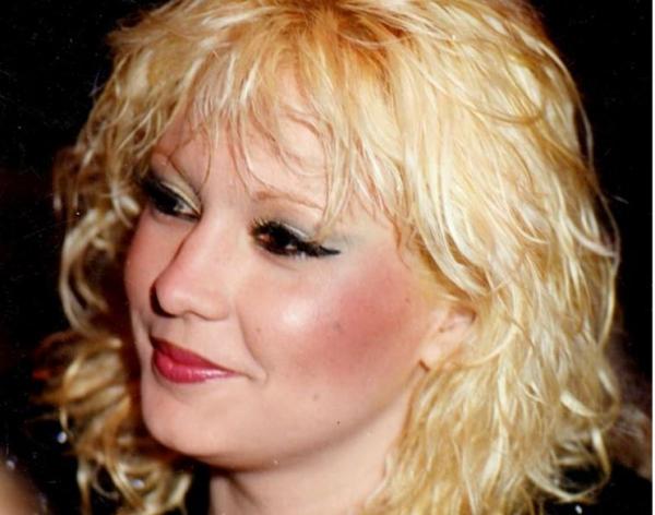 Καίτη Φίνου : Βαρύ πένθος για την ηθοποιό – Το σπαρακτικό μήνυμά της