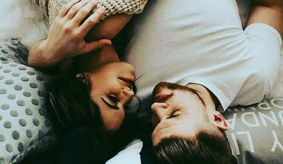 Η συχνότητα που σκέφτονται το κρεβάτι τα δύο φύλα