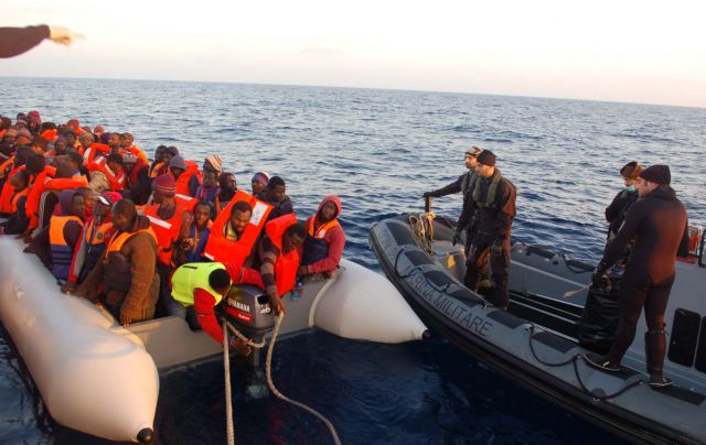 ΟΗΕ: Περισσότεροι από 1.000 μετανάστες επέστρεψαν στη Λιβύη