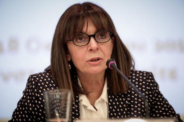 Αικατερίνη Σακελλαροπούλου : Της έφτιαξαν ψεύτικο λογαριασμό στο Twitter