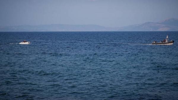 Τούρκοι λιμενικοί κλέβουν παραγάδι από έλληνες ψαράδες στα Ίμια