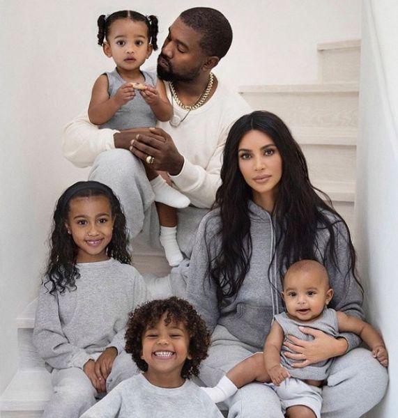 Κιμ Καρντάσιαν: Το όμορφο οικογενειακό στιγμιότυπο