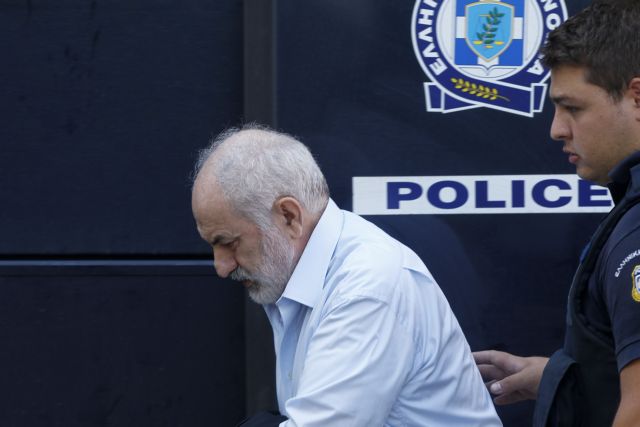 Αποφυλακίστηκε ο Γιάννης Σμπώκος για τα εξοπλιστικά προγράμματα